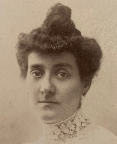 Elisa CAMERON née BARBAGELATA (1873-1964)